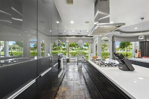 Farrell Ridge Dr-S1210-027.jpg