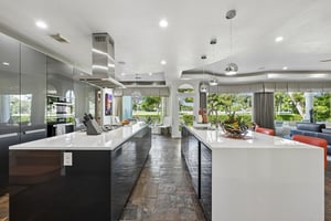 Farrell Ridge Dr-S1210-028.jpg