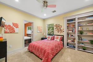 Farrell Ridge Dr-S1210-043.jpg