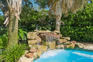 Farrell Ridge Dr-S1210-059.jpg