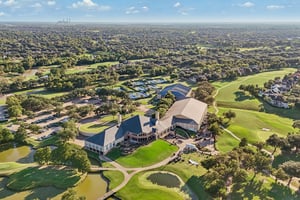 Farrell Ridge Dr-1210-901.jpg