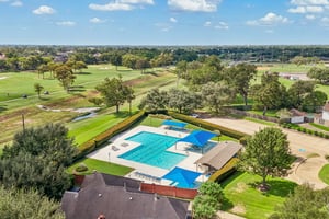 Farrell Ridge Dr-1210-912.jpg