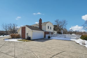 Greyhound Cir-S1202-060.jpg