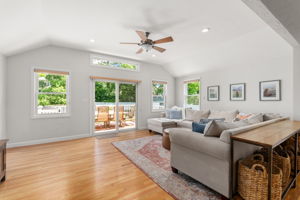 Image (11 of 48)