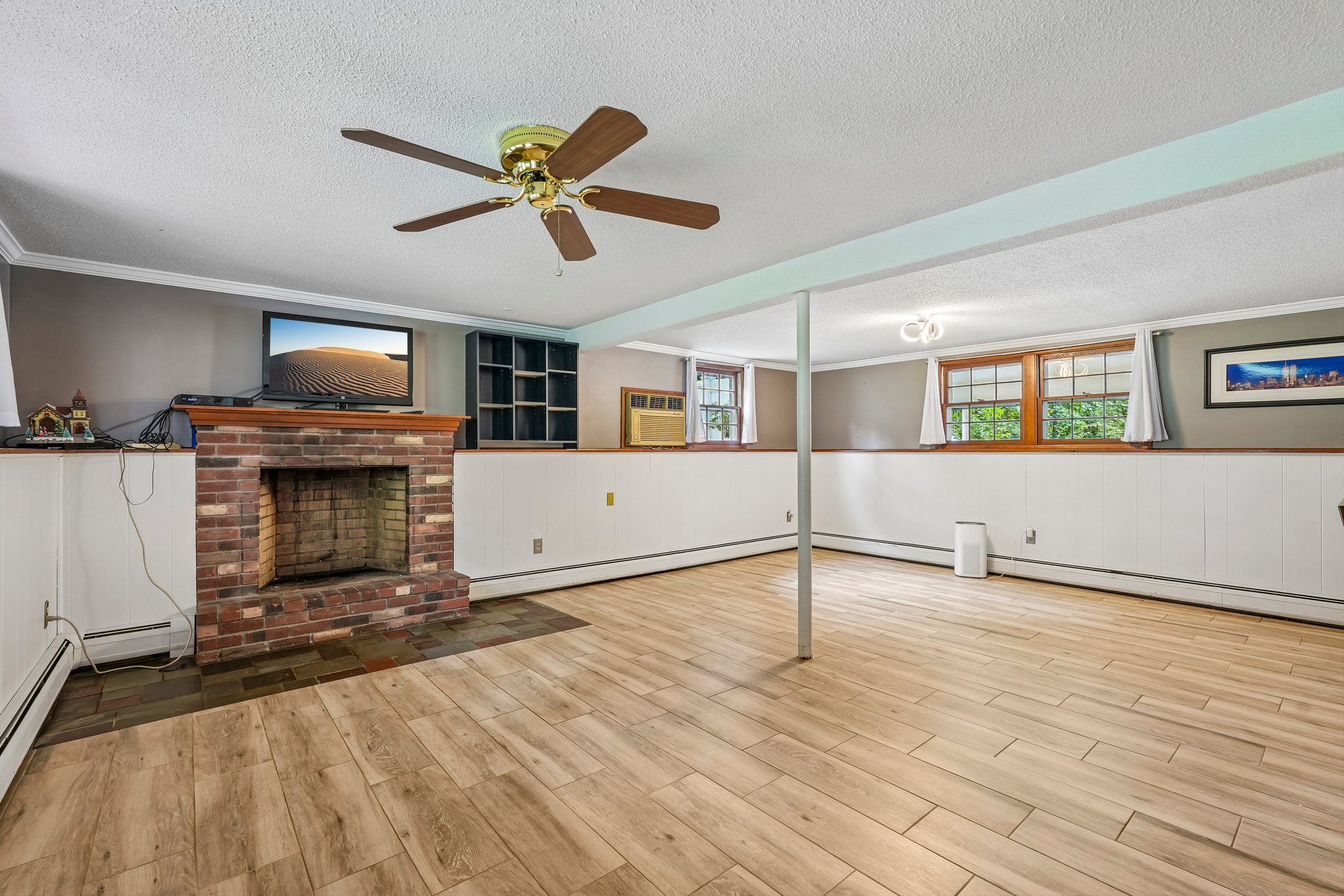 Hillcrest Rd-S1809-009.jpg