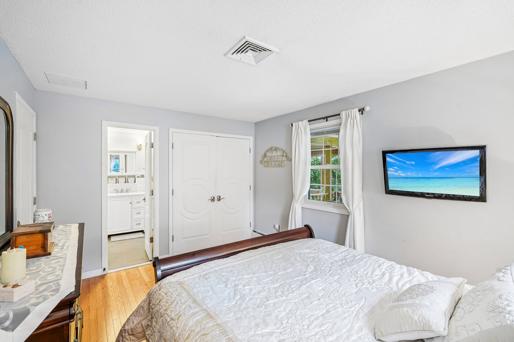 Hillcrest Rd-S1809-031.jpg