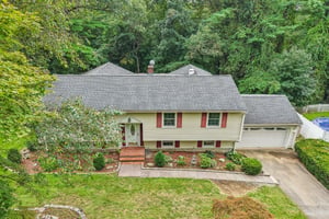Hillcrest Rd-S1809-046.jpg