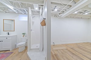  Photo 38