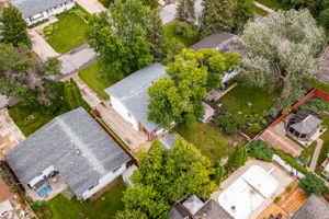 6 Keats Way - Exterior-7