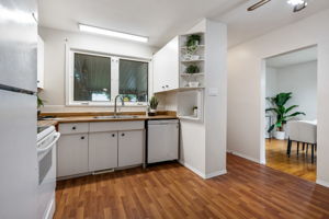 6 Keats Way - Interior-8