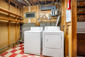 6 Keats Way - Interior-21