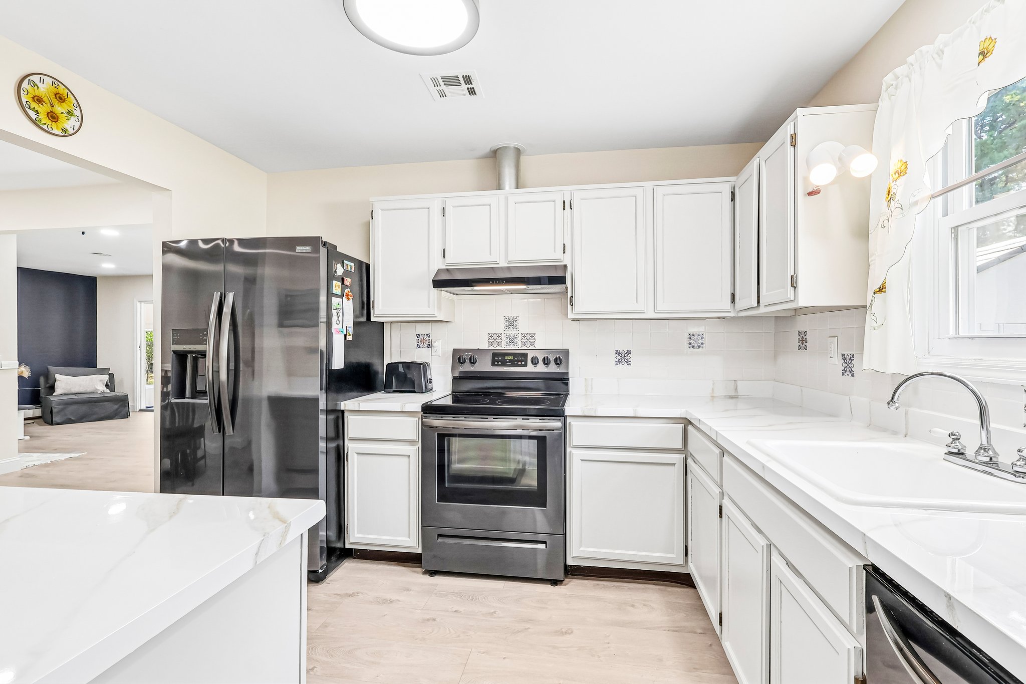 Lagos Ct-S1510-015.jpg