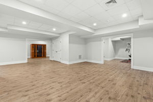  Photo 49
