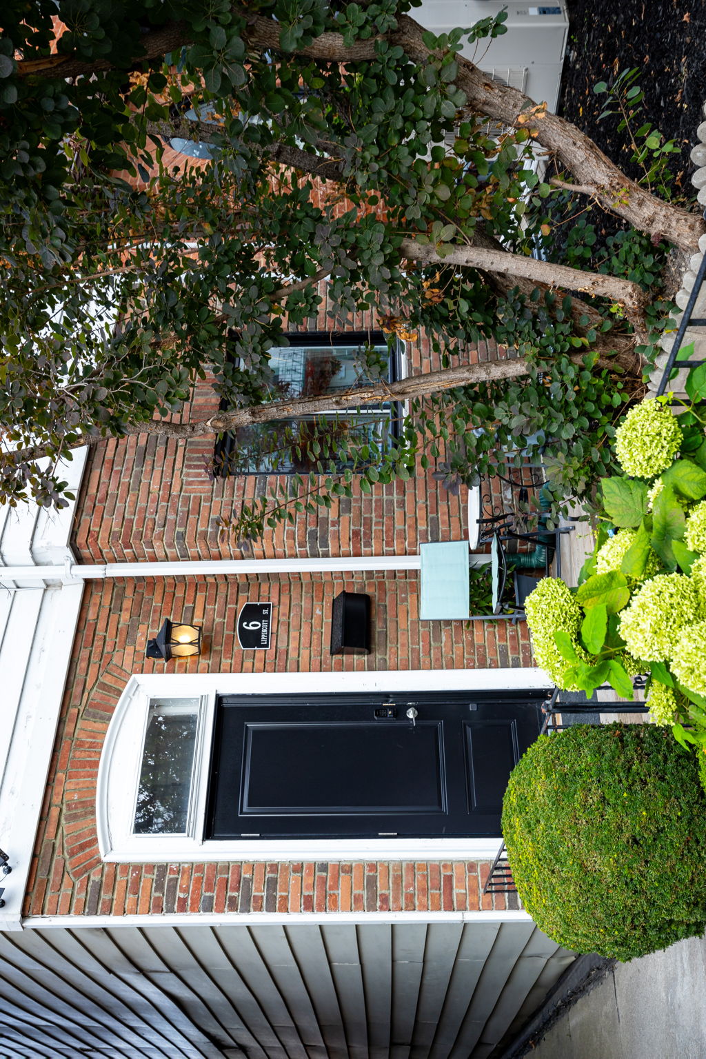 Toronto property showcase — delivered property photograph 4