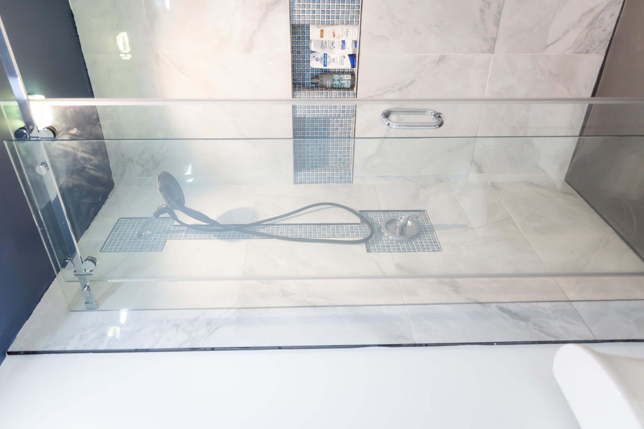 Toronto property showcase — delivered property photograph 32