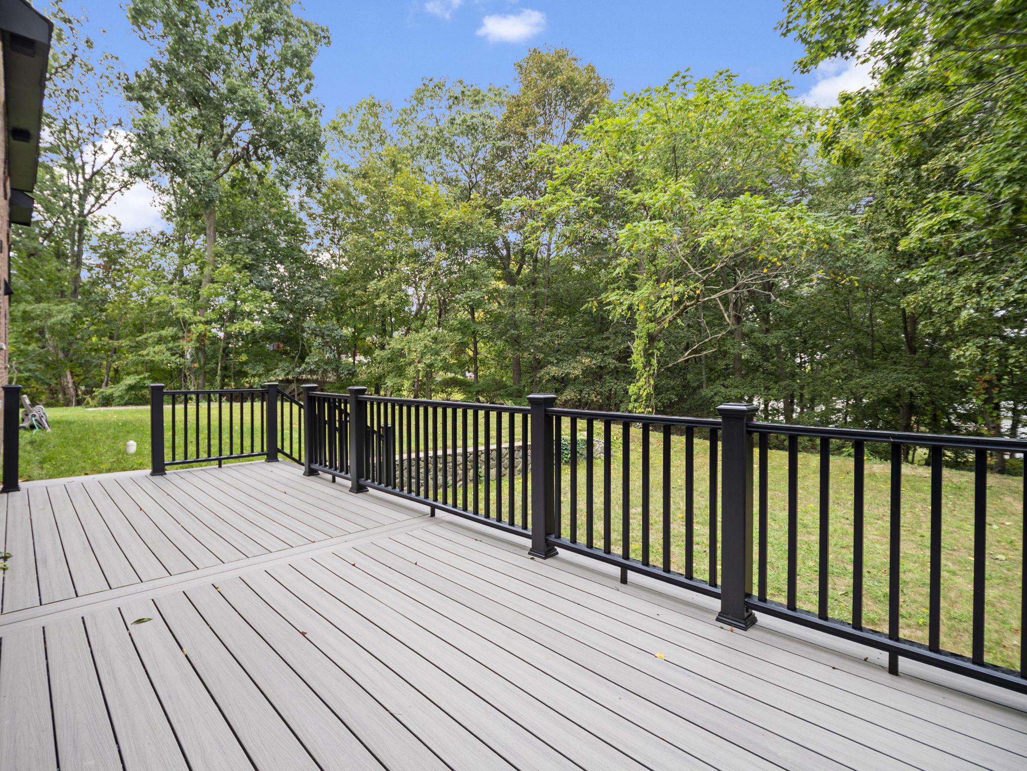 6 Lovis Ave Wakefield MA 59