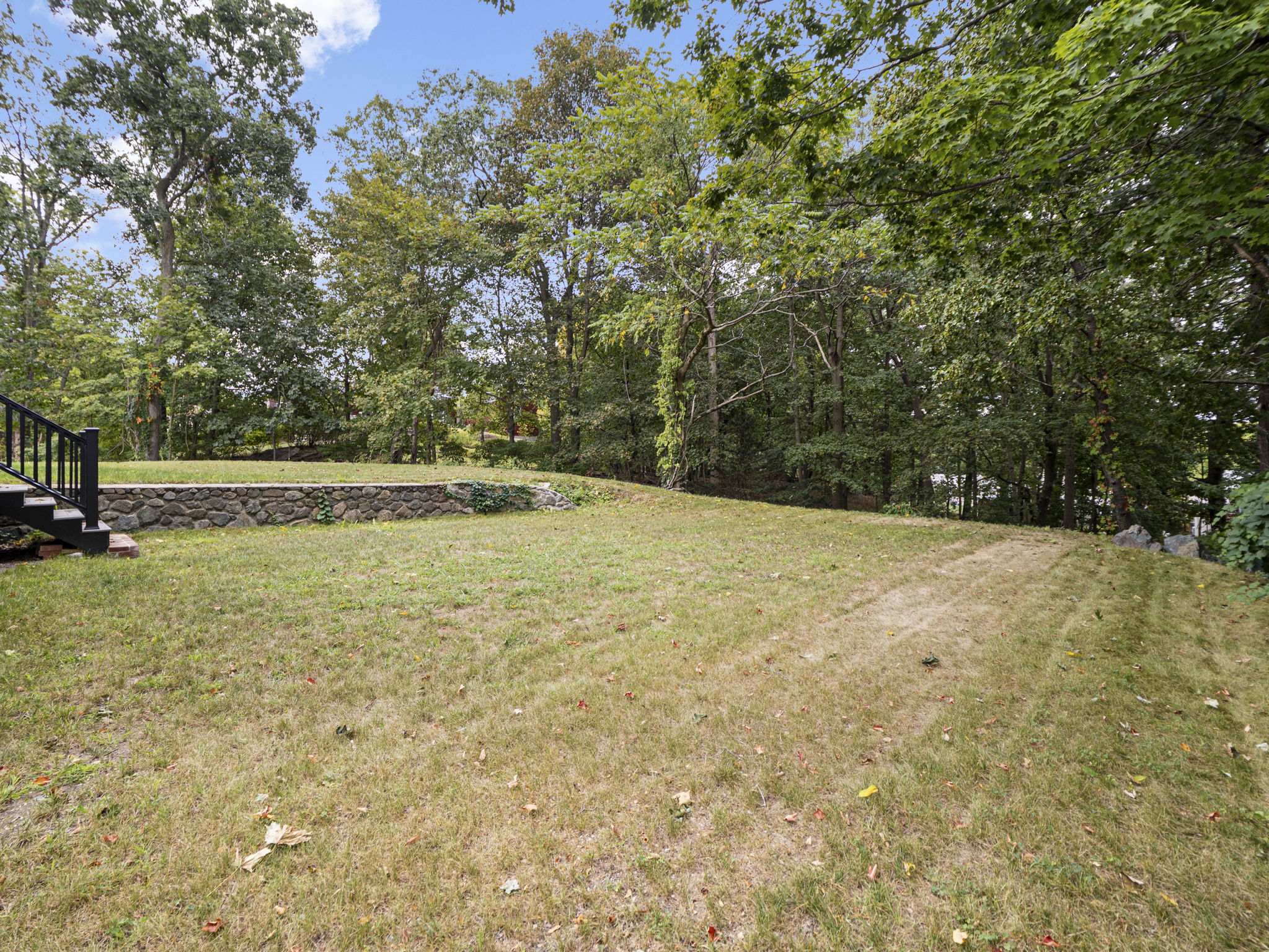 6 Lovis Ave Wakefield MA 55