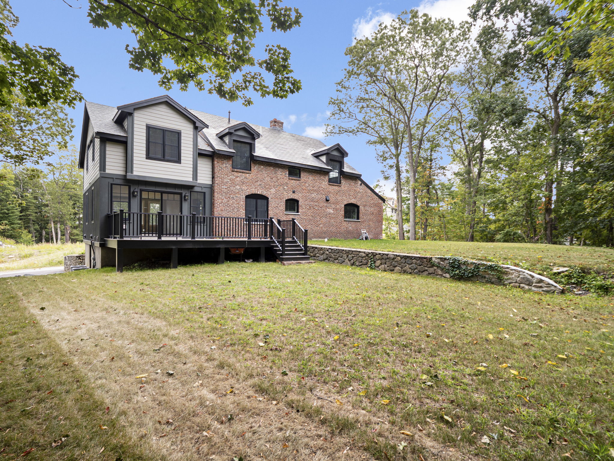 6 Lovis Ave Wakefield MA 54