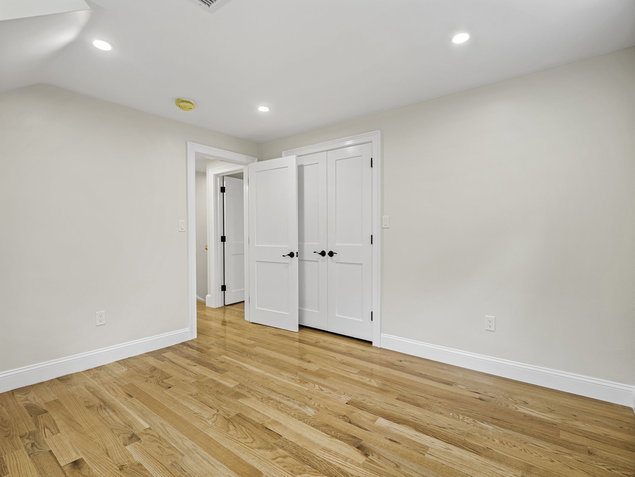 6 Lovis Ave Wakefield MA 31