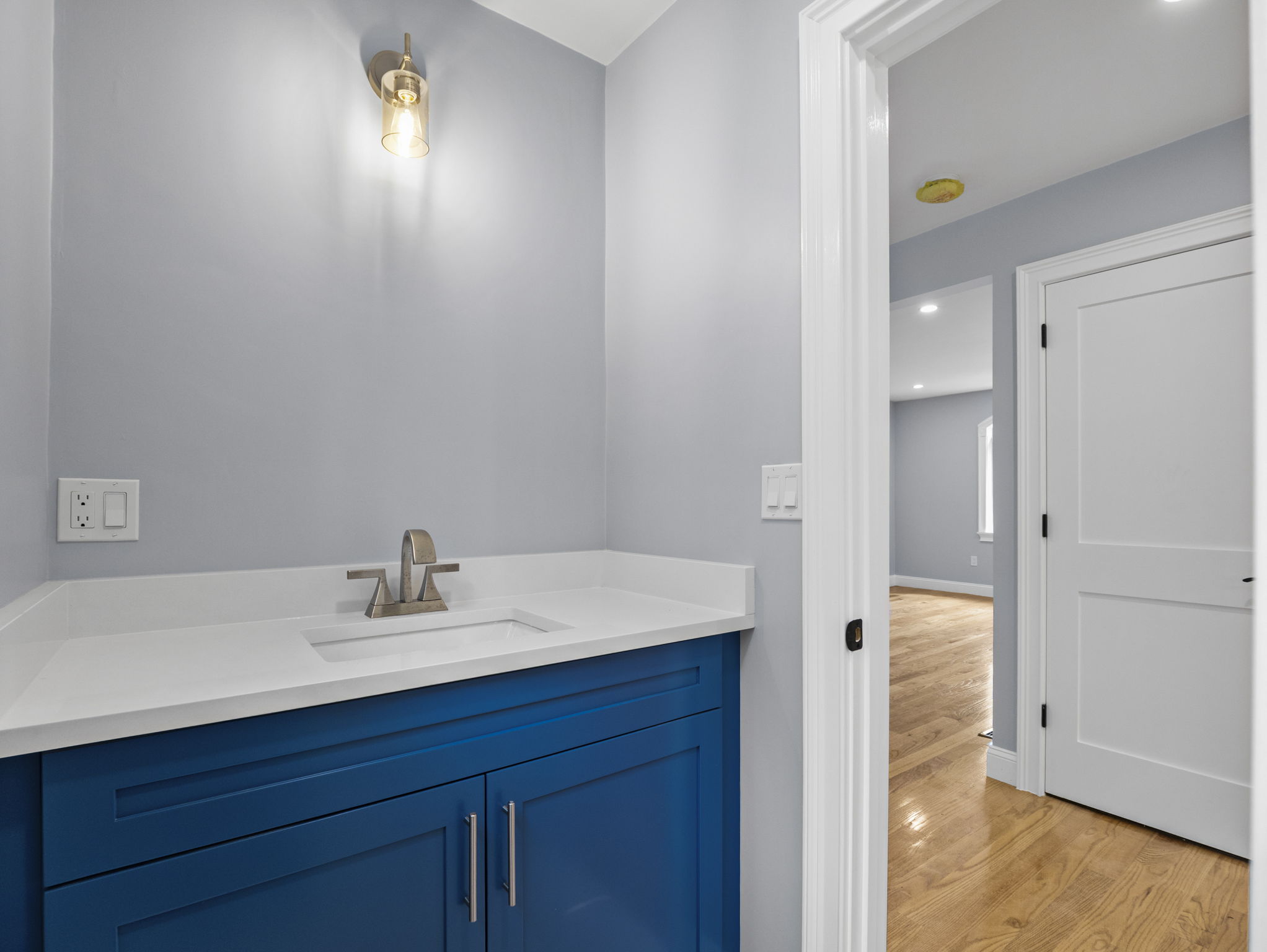 6 Lovis Ave Wakefield MA 22