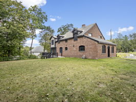 6 Lovis Ave Wakefield MA 52