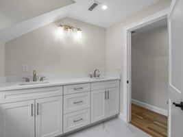 6 Lovis Ave Wakefield MA 43