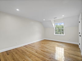 6 Lovis Ave Wakefield MA 39