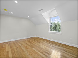 6 Lovis Ave Wakefield MA 36