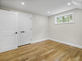 6 Lovis Ave Wakefield MA 32