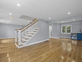 6 Lovis Ave Wakefield MA 18
