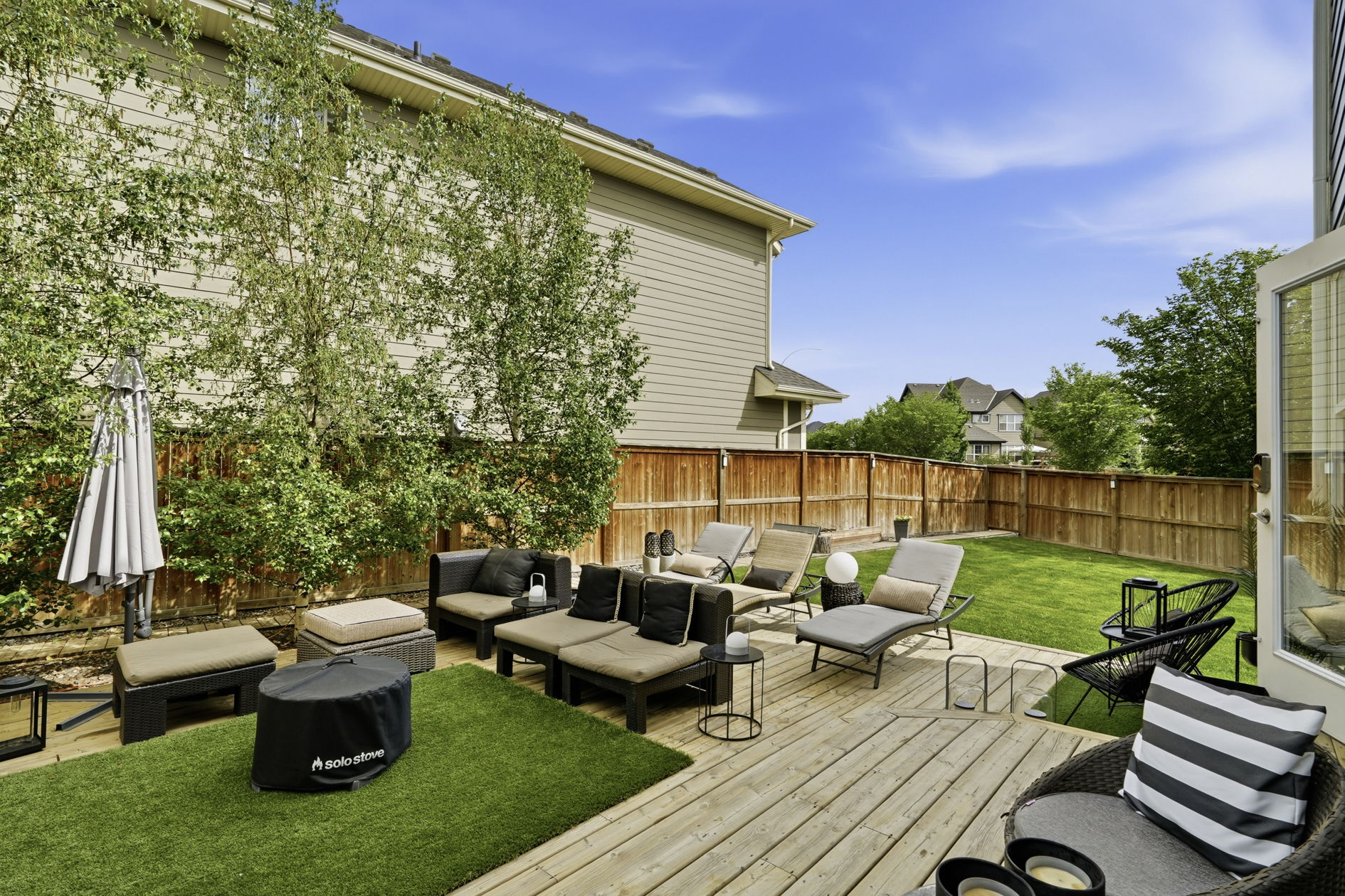  Photo 32