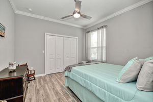  Photo 47