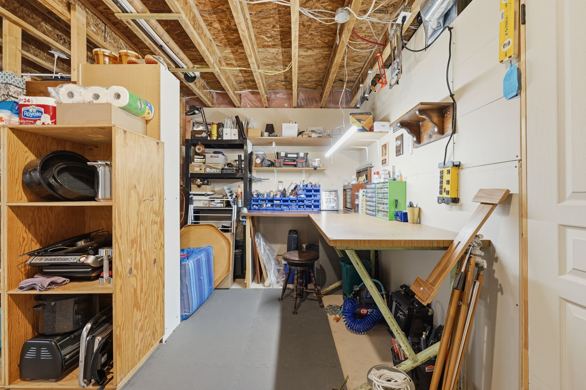  Photo 44