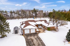 6 McKibbon Ave, Amaranth, ON L9W 5M2, CA Photo 3