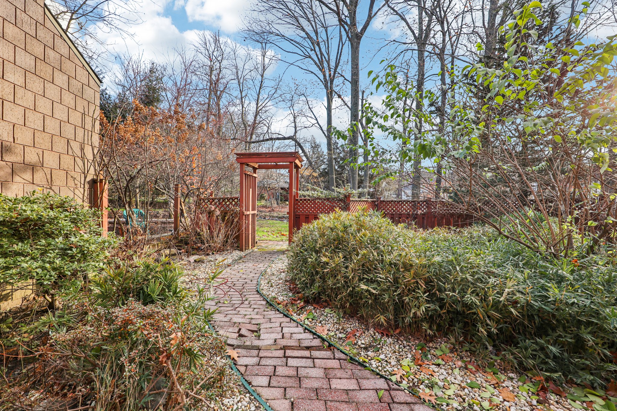 Old Quarry Rd-S0512-052.jpg