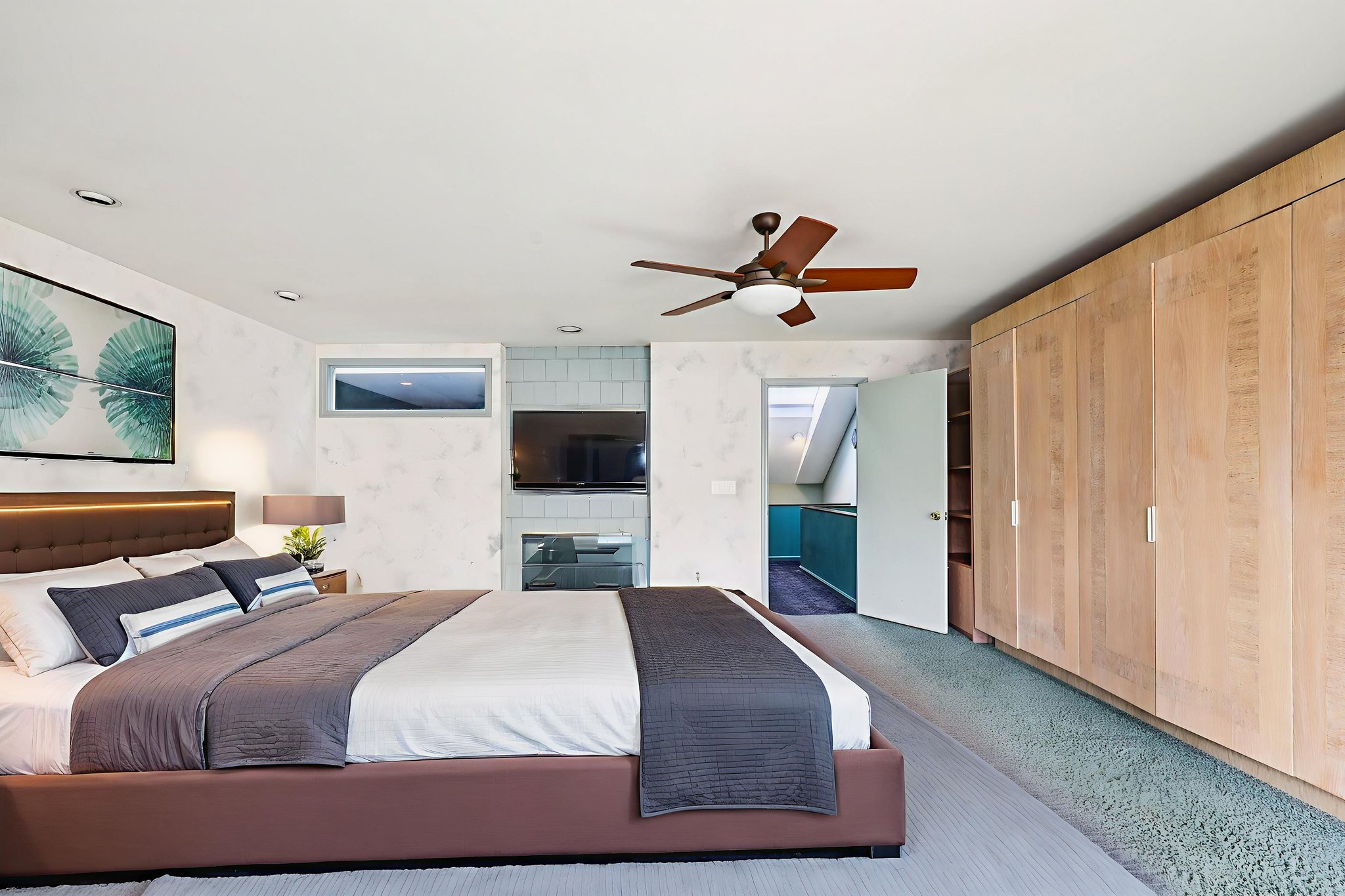 Old Quarry Rd-S0512-042 virtually staged.jpeg