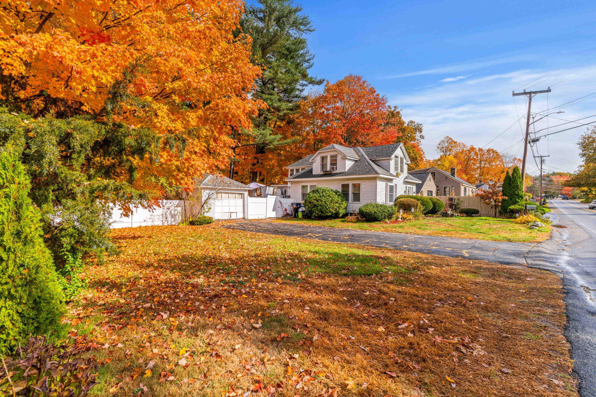 6 Palmer Ave, Plaistow, NH 03865, USA Photo 4