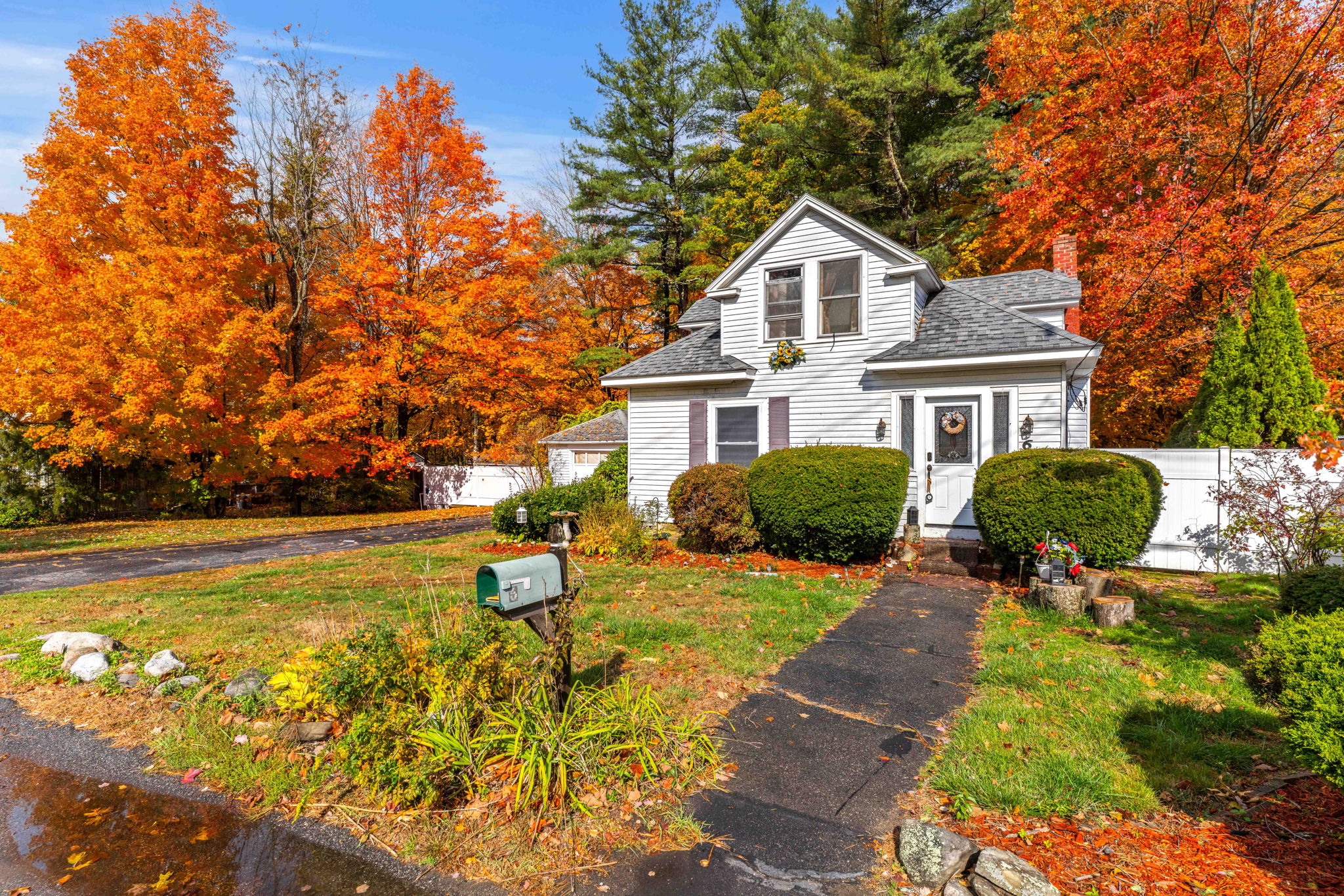 6 Palmer Ave, Plaistow, NH 03865, USA