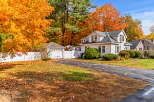 6 Palmer Ave, Plaistow, NH 03865, USA Photo 1