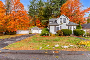 6 Palmer Ave, Plaistow, NH 03865, USA Photo 6