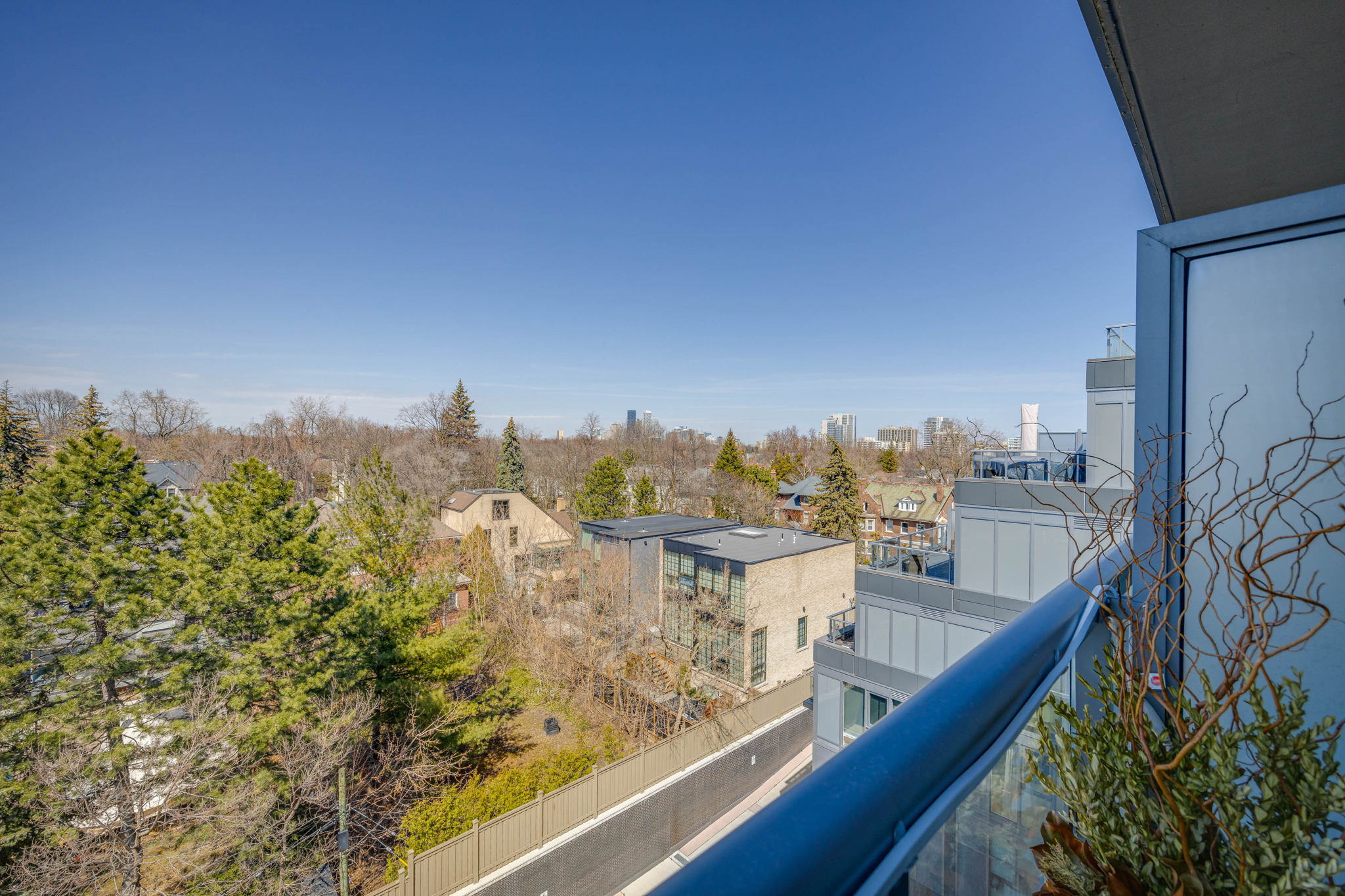 Toronto property showcase — delivered property photograph 40
