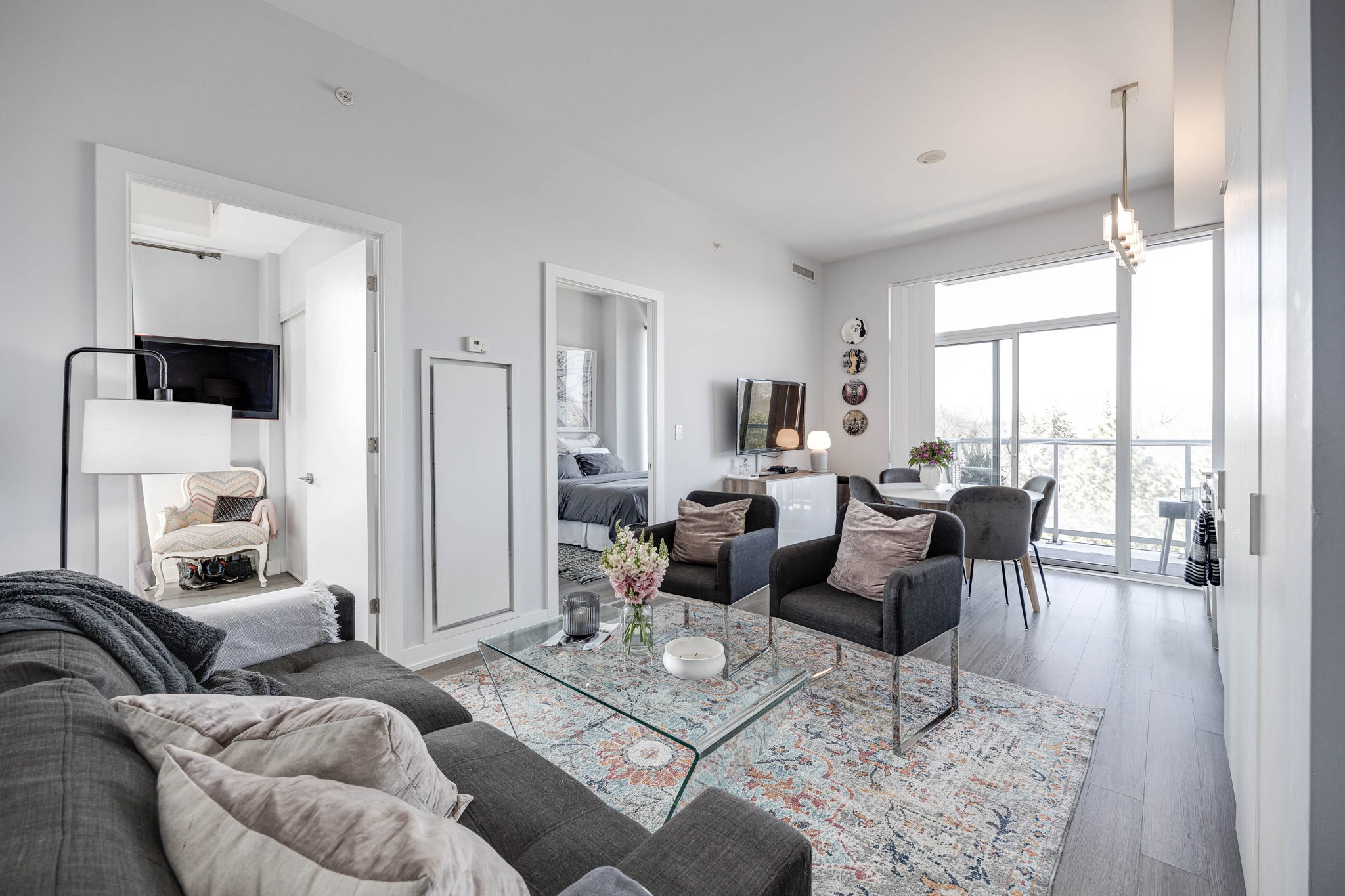 Toronto property showcase — delivered property photograph 4