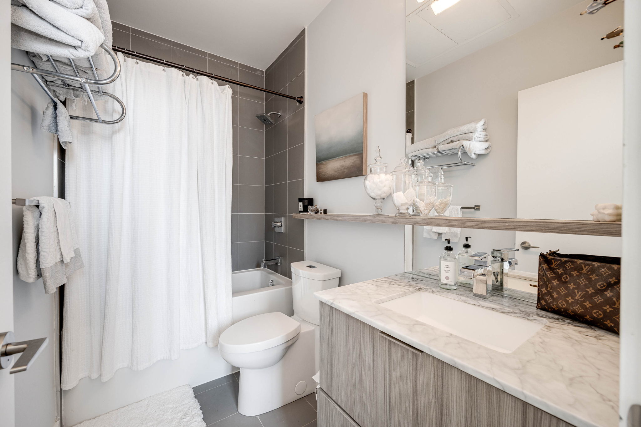 Toronto property showcase — delivered property photograph 17