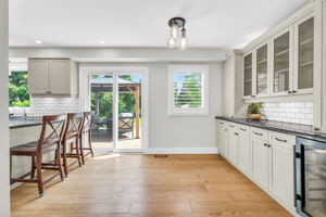 Kitchen/Eating Area