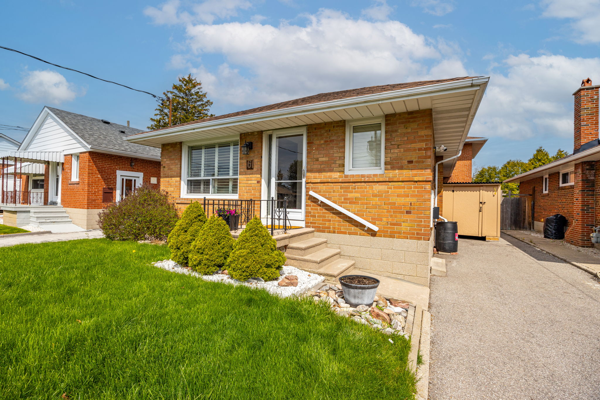 Toronto property showcase — delivered property photograph 3