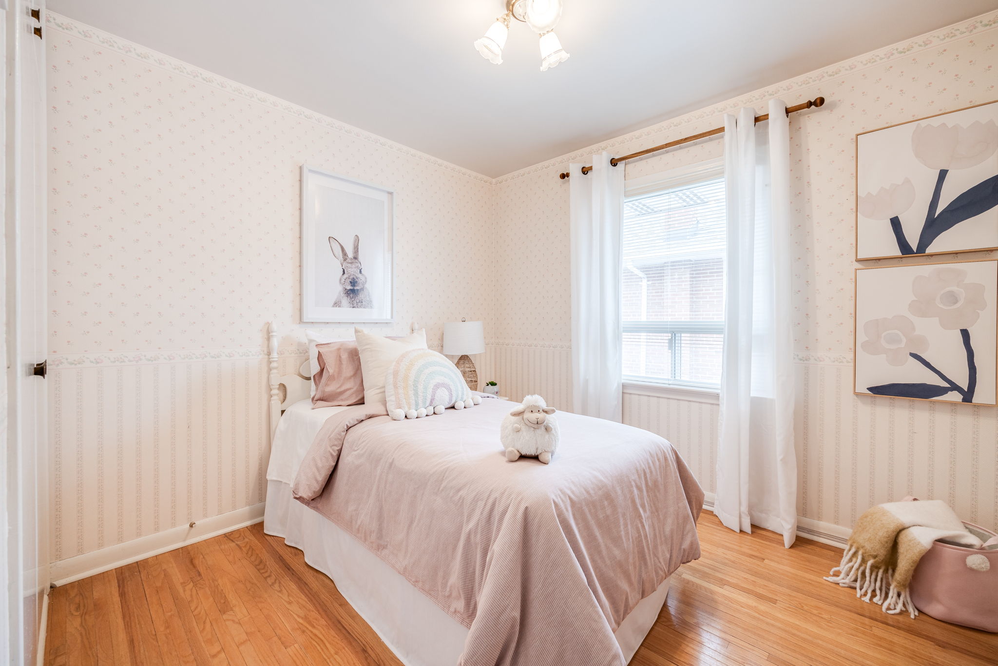 Toronto property showcase — delivered property photograph 16
