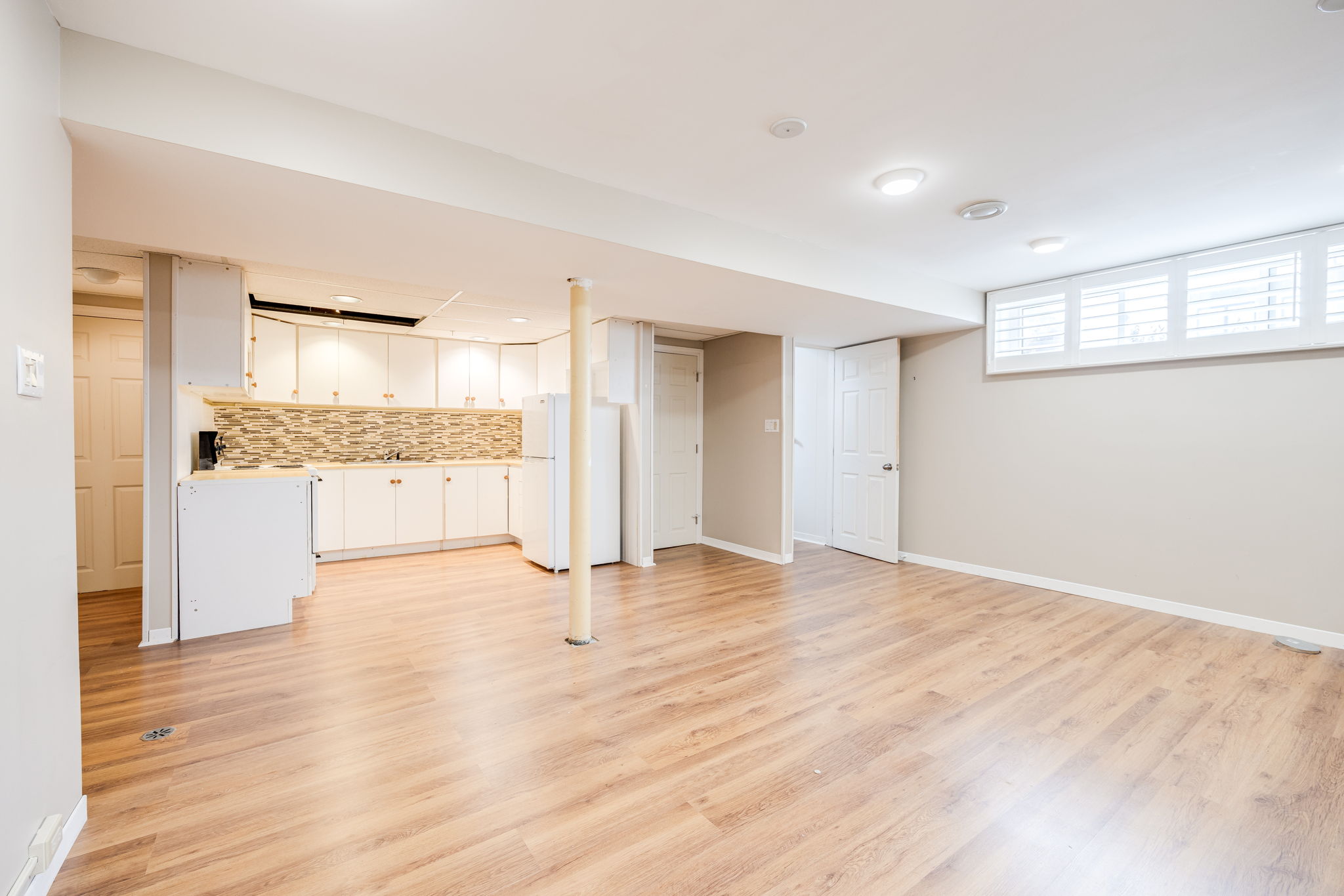 Toronto property showcase — delivered property photograph 38
