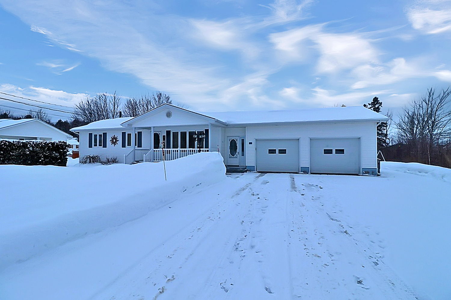 6 Rue Donald, SaintAntoine, NB E4V 1E9 PROPICSTA & MeasureMySpace