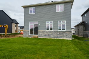  Photo 33