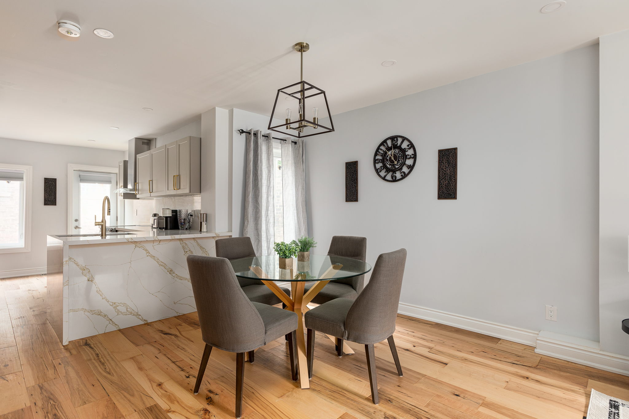 Toronto property showcase — delivered property photograph 9